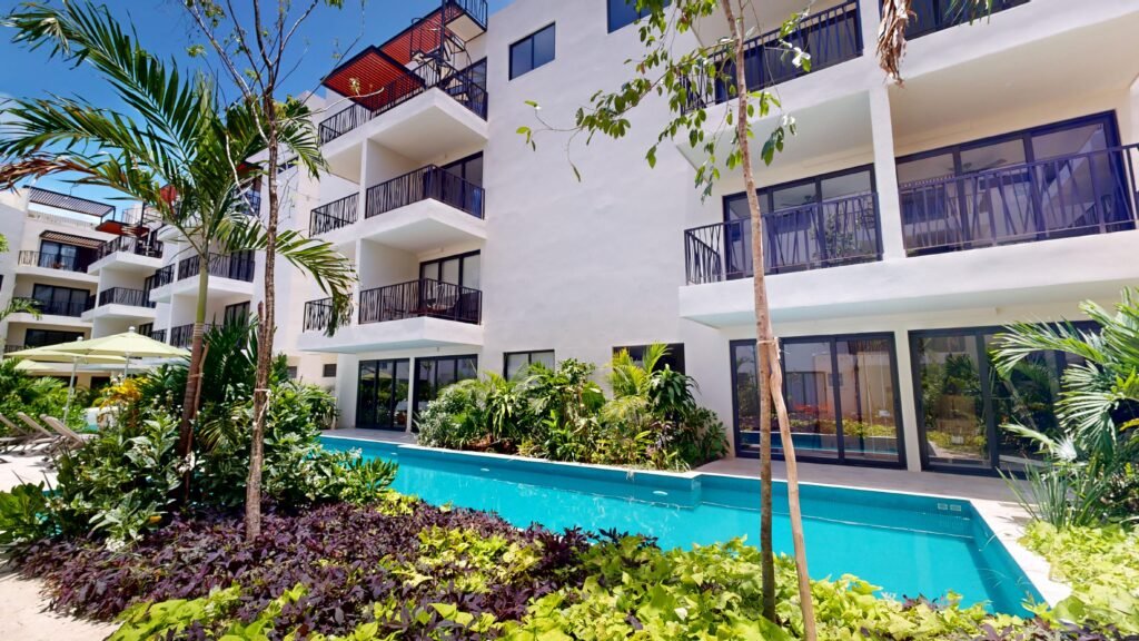 Coba-05222025_095634
