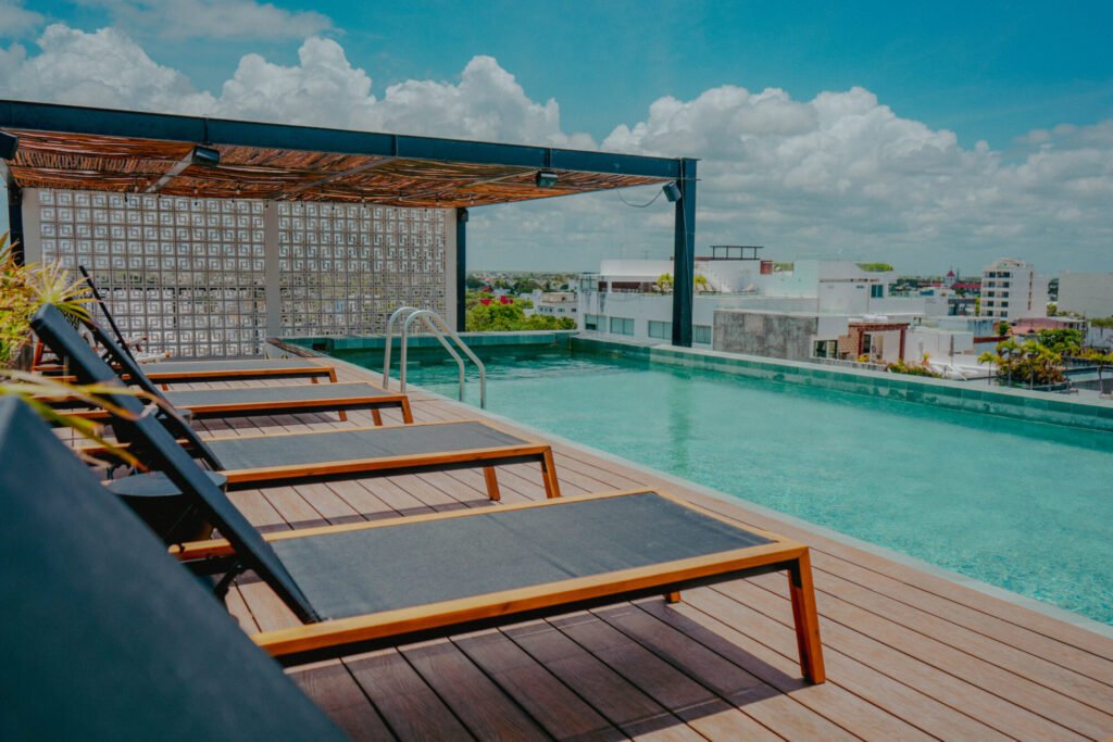 Departamentos-en-venta-en-Playa-del-Carmen-Macondo-Quinta-Avenida-alberca-02-8