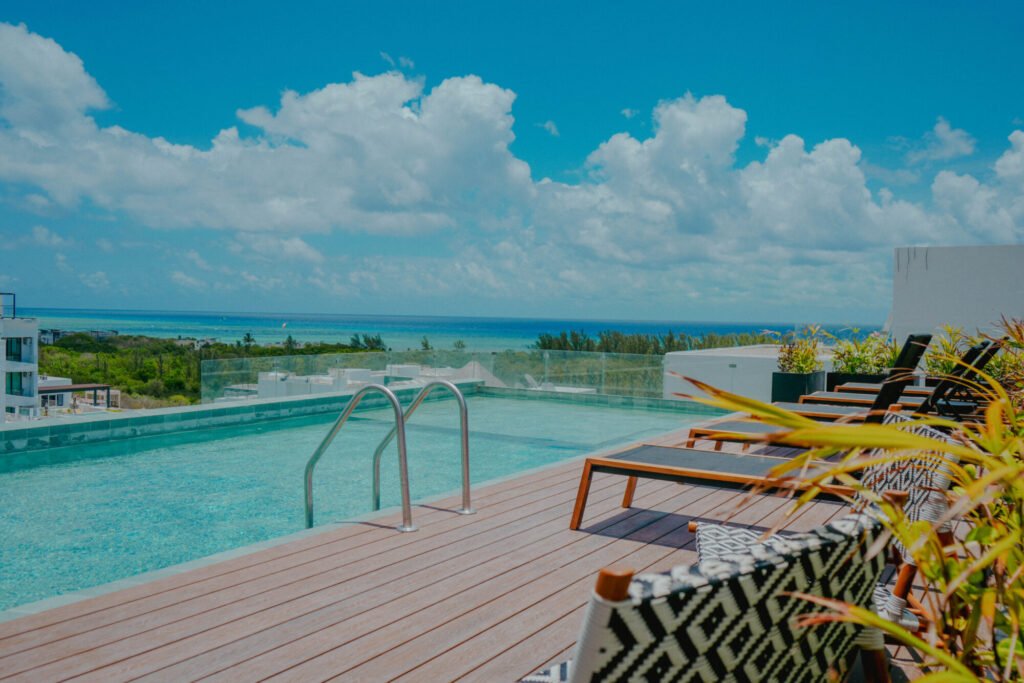 Departamentos-en-venta-en-Playa-del-Carmen-Macondo-Quinta-Avenida-alberca-vista-al-mar-07-1